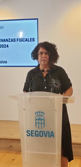 Rosalía Serrano durante la rueda de prensa.