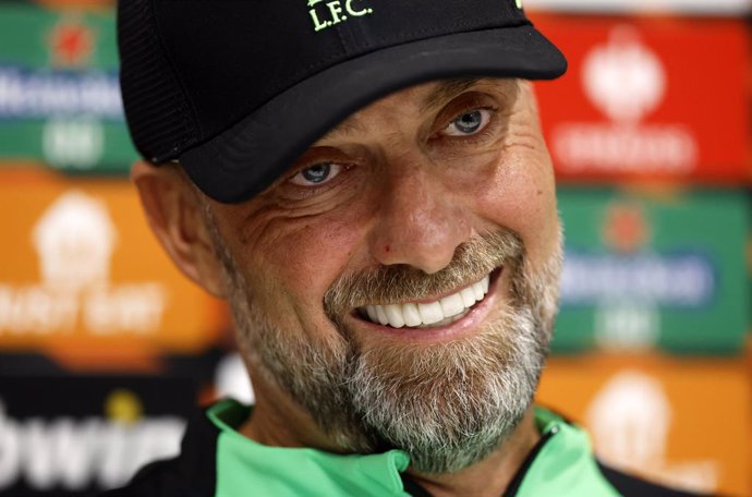 04 October 2023, United Kingdom, Liverpool: Liverpool manager Jurgen Klopp speaks during a press conference at Anfield ahead of Thursday's UEFA Europa League soccer match between Royale Union Saint-Gilloise and Liverpool. Photo: Nigel French/PA Wire/dpa