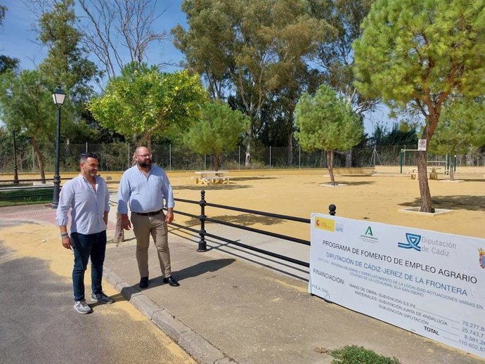 Las obras del PFEA de la Diputación de Cádiz en La Barca y San Isidro llegan a su etapa final tras una inversión de 236.000 euros
