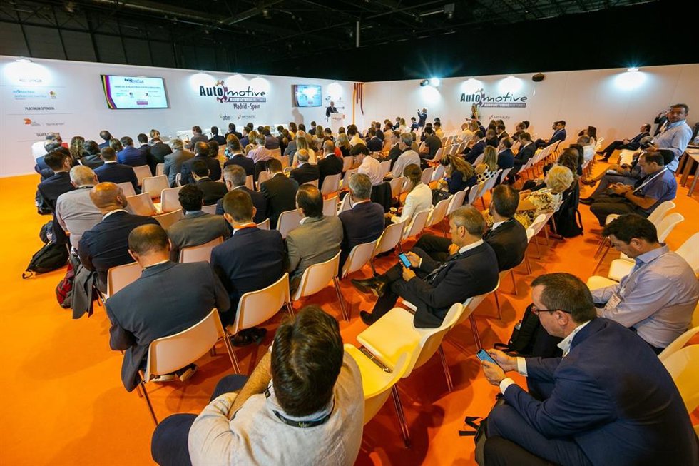 Héctor Gómez inaugura el Automotive Meetings Madrid organizado por Sernauto y ABE