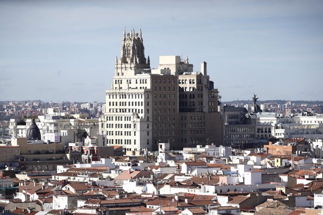 Edificio de Telefónica en la Gran Vía de Madrid.