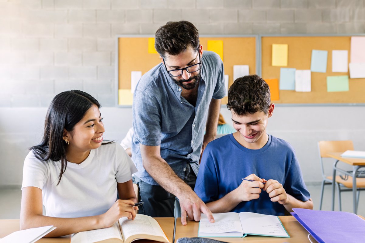 La Escasez De Profesores Y La Falta De Motivación Marca La Crisis De ...