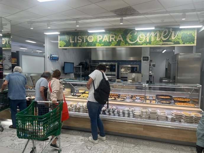 Mercadona inaugura su sección 'Listo para comer' en su tienda de Avenida de la Paz