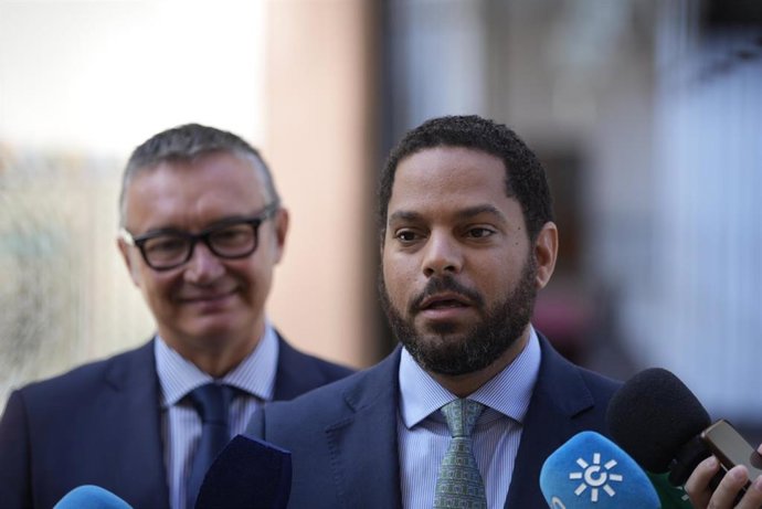 El secretario general de Vox, Ignacio Garriga, este jueves en Sevilla