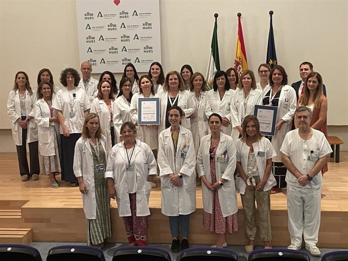 Las unidades de Neurología y Oncología Radioterápica del Reina Sofía renuevan su certificación de calidad.