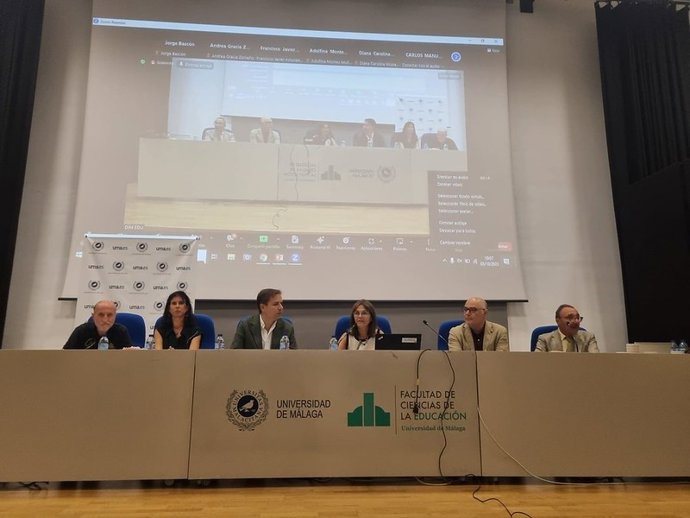 La UNIA participa en el segundo Encuentro de Centros Innovadores que se celebra en Málaga.