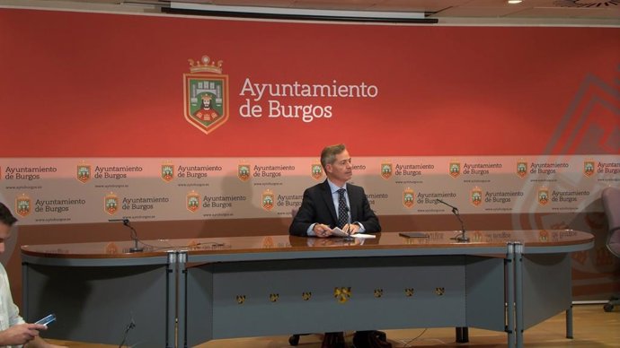 El viceportavoz del equipo de Gobierno, César Barriada