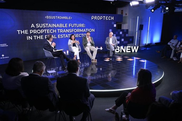 Debate 'Un futuro sostenible: la transformación Proptech en el sector inmobiliario' en BNEW