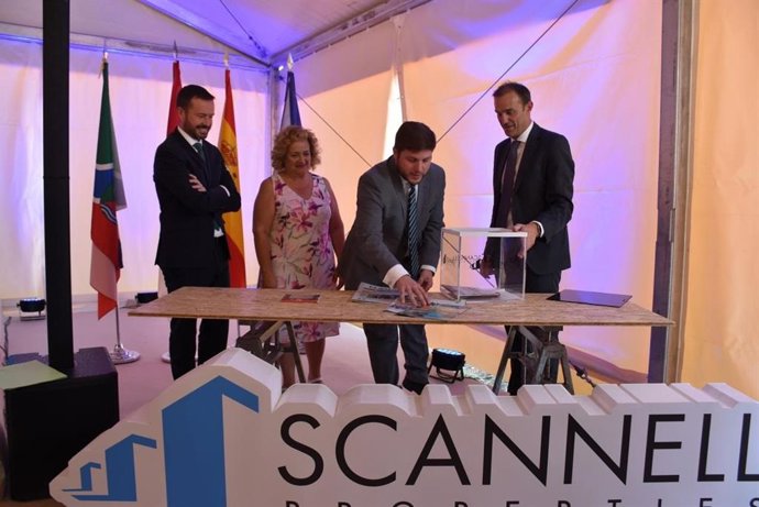 Acto de colocación de la primera piedra de Park Logistic Alovera.