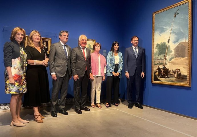 Presentación de la muestra 'Azul.Colección Abelló' en el Museo Goya de Fundación Ibercaja.