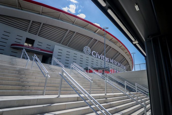 Archivo - Exterior del estadio deportivo Cívitas Metropolitano, en el barrio de las Rosas, a 17 de agosto de 2022, distrito San Blas-Canillejas, Madrid (España). Este recinto deportivo propiedad del club de fútbol Club Atlético de Madrid, ha cambiado su