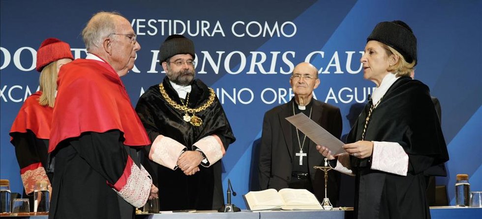 El político, académico y vicepresidente del Patronato de la Fundación Universitaria San Pablo CEU, Marcelino Oreja Aguirre, investido como doctor Honoris Causa de la Universidad CEU San Pablo