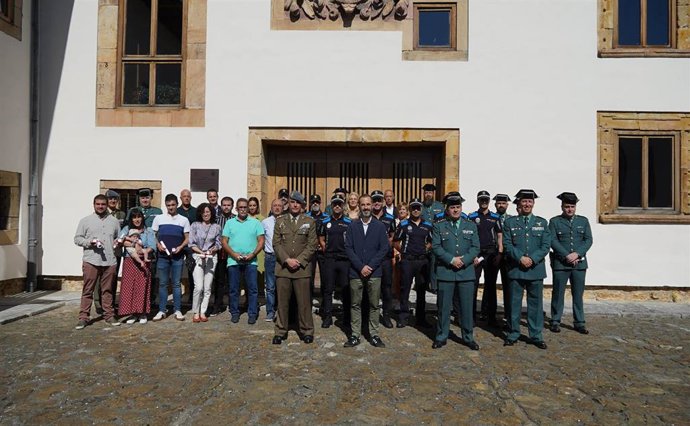 Reconocimiento a personal civil y agentes que participaron en las labores de auxilio en el incendio de la residencia Palacio de Leceñes