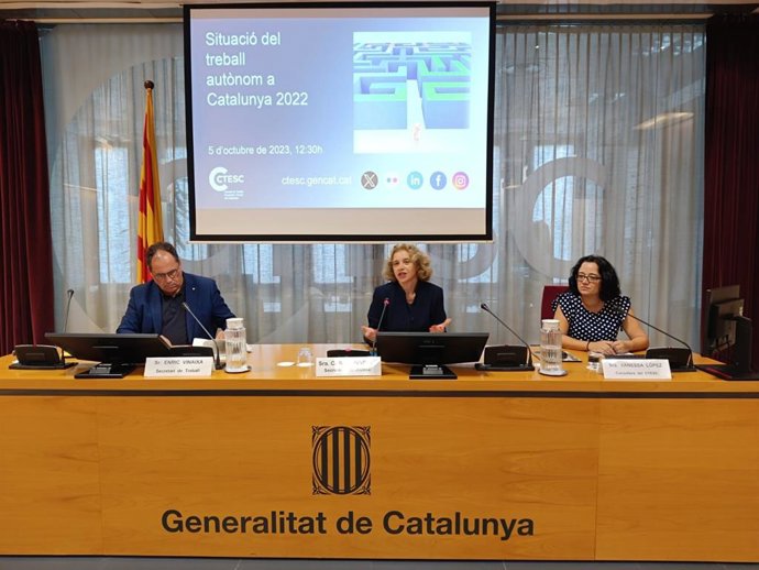 Vinaixa, García y López en la presentación del informe 'La situación del trabajo autónomo en Catalunya 2022'