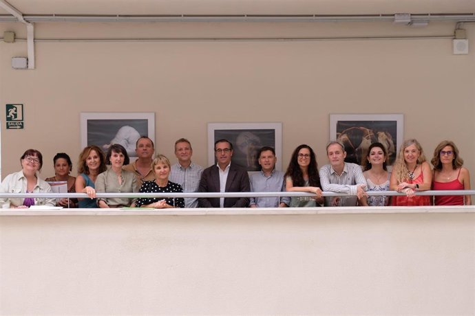 El delegado de Desarrollo Educativo de Málaga reconoce el compromiso de los profesores en el Día Mundial de los Docentes