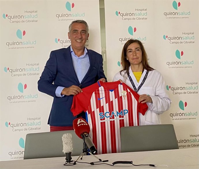 Acuerdo entre Quirónsalud y Algeciras Club de Fútbol.