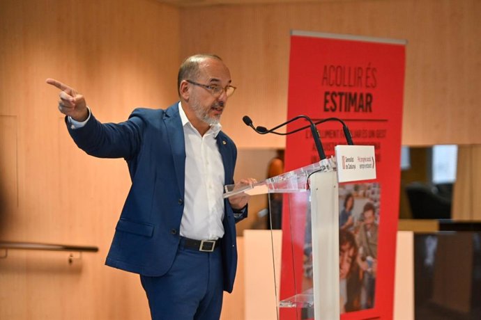 El conseller de Derechos Sociales, Carles Campuzano