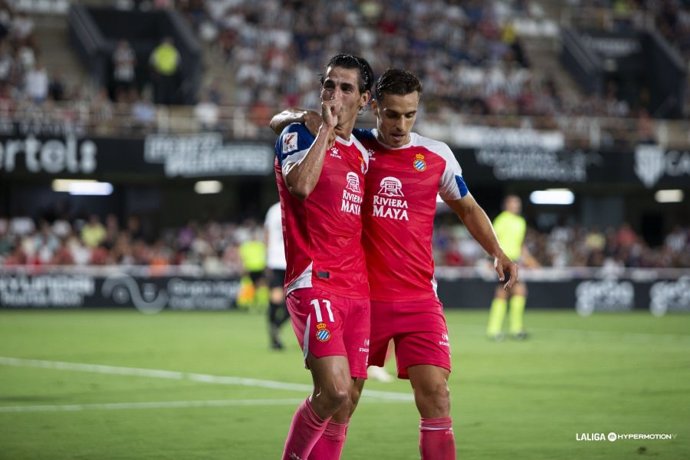 Pere Milla celebra un gol con el RCD Espanyol