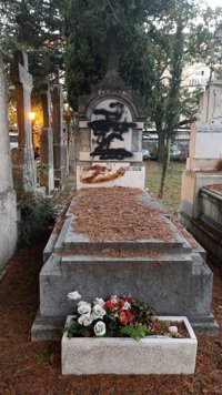 Bildu se niega a condenar los ataques al panteón de Fernando Buesa, asesinado por ETA en el año 2000