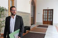 Adelante acusa a Moreno de "generar una crisis de servicios públicos" en Andalucía "bajando impuestos a los más ricos"