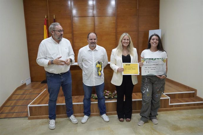 Hefame premia a la murciana Nora Gallego en el VI Certamen Nacional de Pintura Rápida