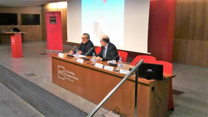 Archivo - El catedrático de Derecho Constitucional de la Universidad de Sevilla Javier Pérez Royo, en una foto de archivo.