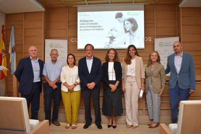 Presentación del informe 'Radiografía sobre el estado de la investigación en cáncer en Galicia'.