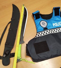 Machete incautado a un menor en la vía pública en Valladolid.