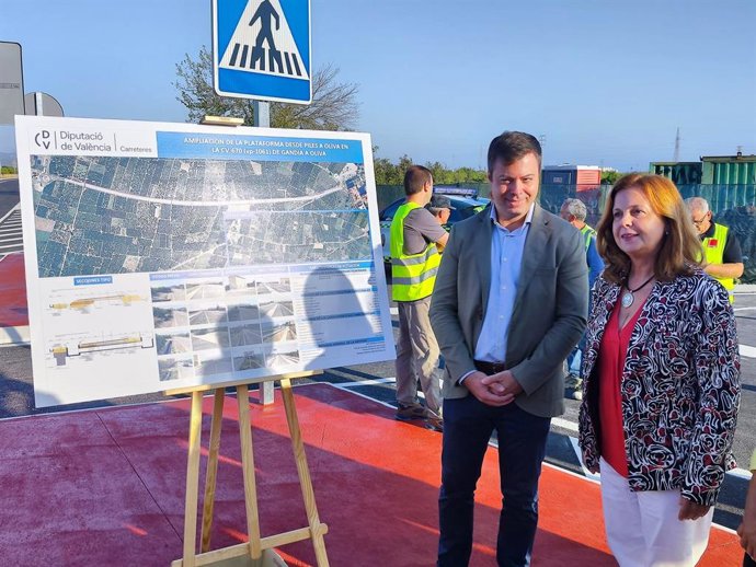 Inauguració carretera entre Oliva i Piles