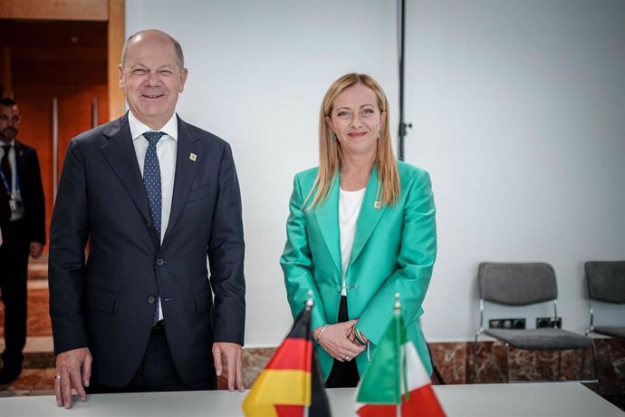 El canciller de Alemania, Olaf Scholz, y la primera ministra de Italia, Giorgia Meloni