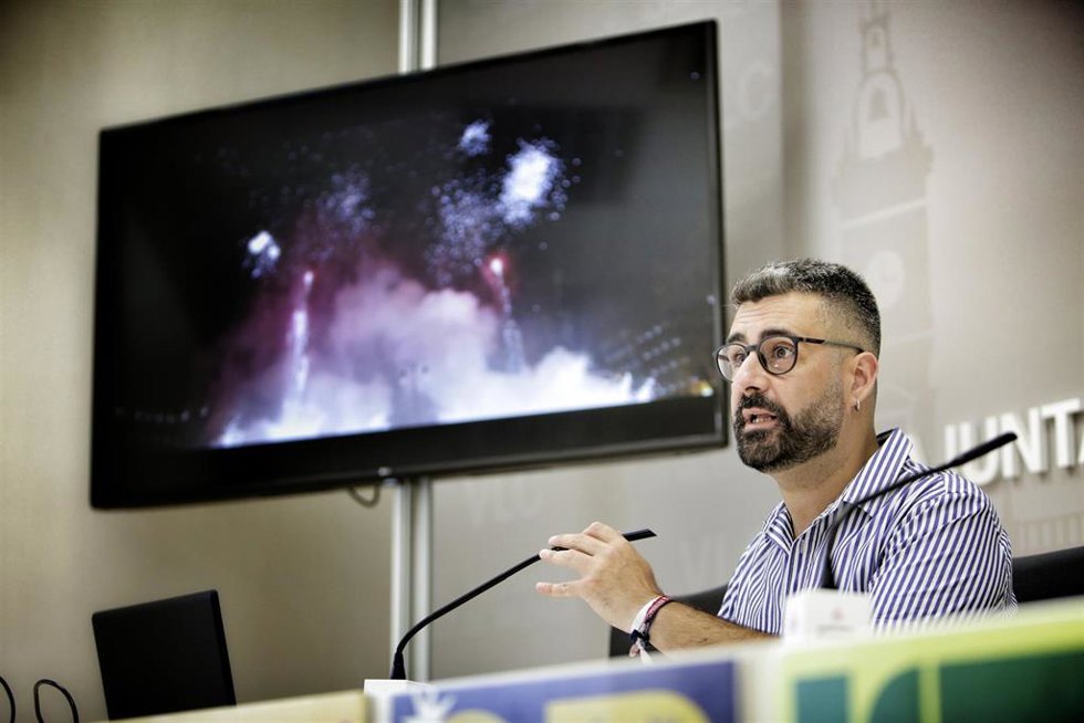 Archivo - El concejal Pere Fuset en la rueda de prensa, en una imagen de archivo