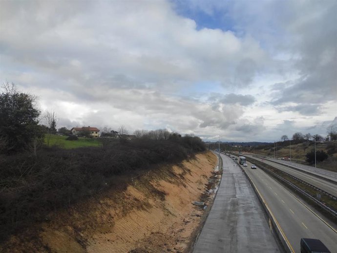 Archivo - Obras del tercer carril