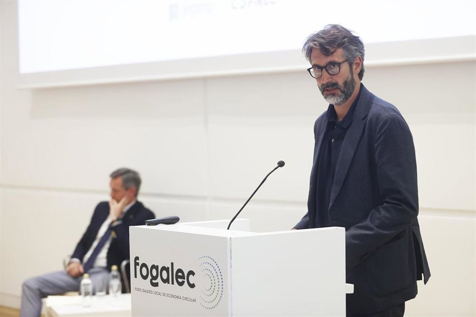 Archivo - El presidente de la Federación Galega de Municipios e Provincias, Alberto Varela, en el Foro Galego Local para la Economía Circular.
