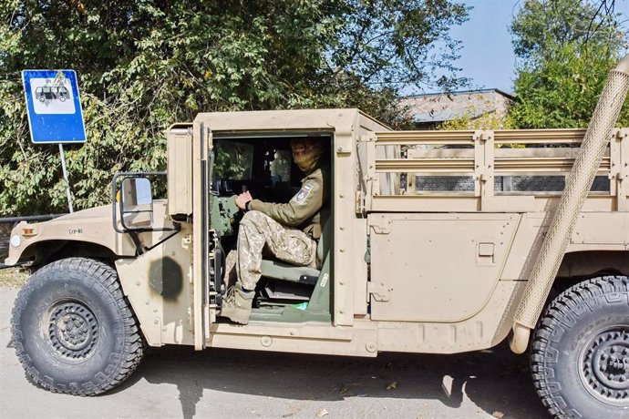 October 3, 2023, Orikhiv, Ukraine: A Ukrainian army soldier seen in a Humvee (High Mobility Multipurpose Wheeled Vehicle) near Orikhiv. The Ukrainian armed forces are continuing its counteroffensive near Orikhiv in the Zaporizhia region.