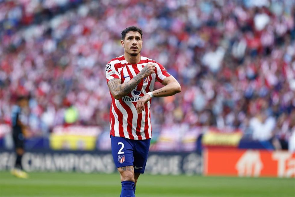 Archivo - José María Giménez, durante un partido con el Atlético de Madrid.