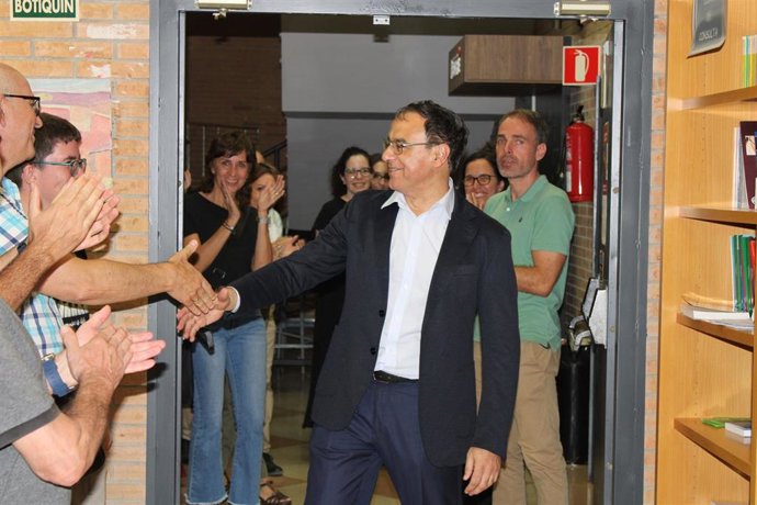 El catedrático de Organización de Empresas José Céspedes, tras conocerse el resultado de las votaciones que lo han convertido en rector de la Universidad de Almería para los próximos seis años.