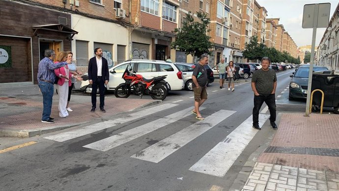 Los socialistas Daniel Perez y Begona Medina en Las Delici