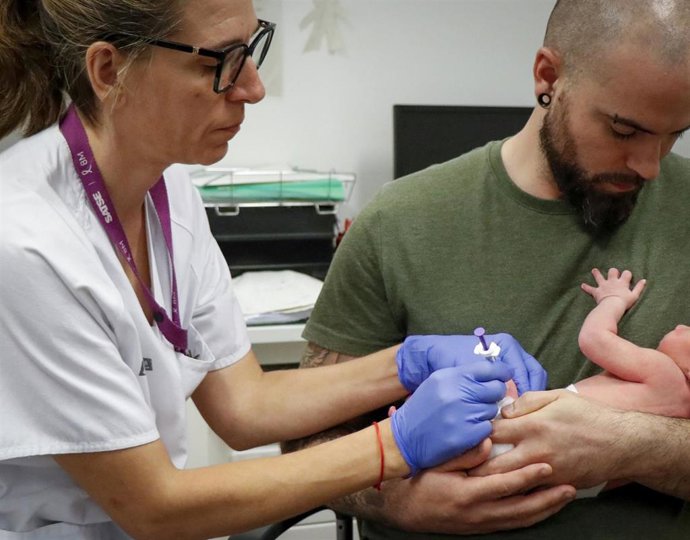 Sanidad ha inmunizado contra el VRS a más de 5.000 menores desde el inicio de esta campaña en la Comunitat Valenciana