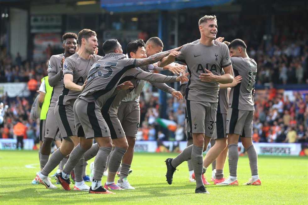 Luton Town - Tottenham Hotspur