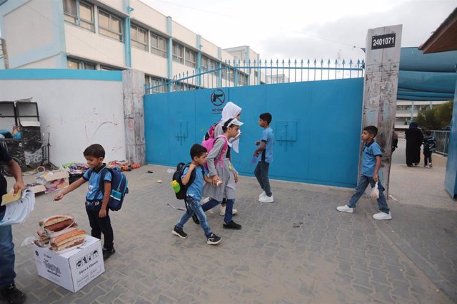 Archivo - Colegio de la UNRWA en la Franja de Gaza