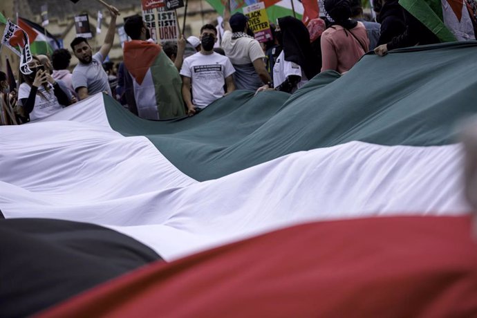 Archivo - Bandera de Palestina en Londres, imagen de archivo.