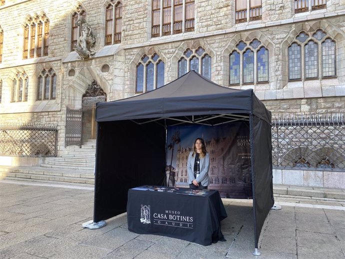 Casa Botines de León sale a la calle para celebrar el Día Europeo de Amigos de los Museos