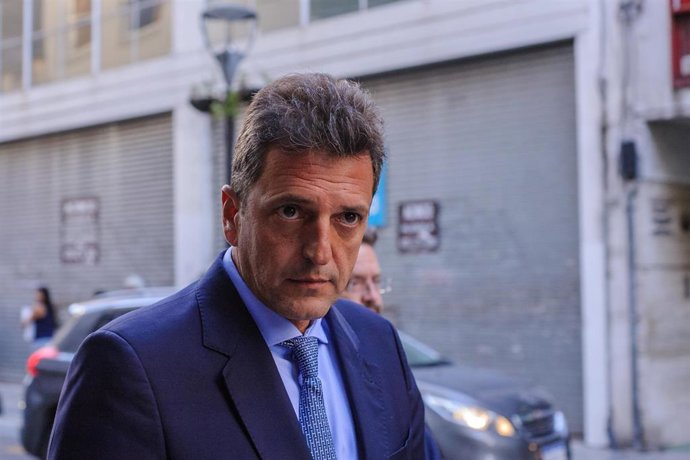 Archivo - El ministro de Economía argentino y candidato presidencial, Sergio Massa