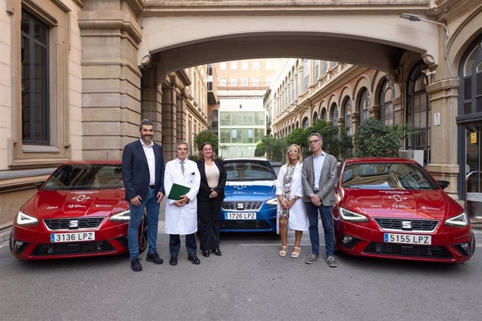 Cesión de tres Seat Ibiza al hospital Clínic de Barcelona