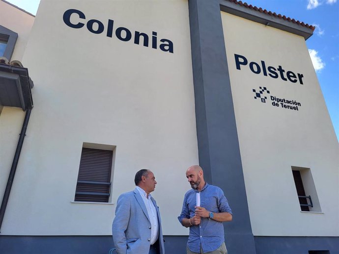 El vicepresidente segundo de la DPT y diputado delegado de la Colonia Polster, Rafael Samper, con el director de la Colonia, Chesus Izquierdo, en la visita a las instalaciones.