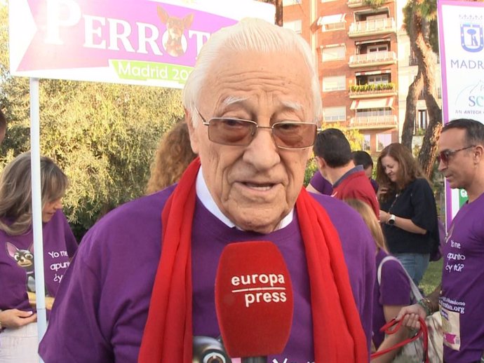 El Padre Ángel en el Perrotón 2023