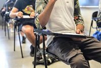 STEC acusa a Vox de "atacar" a la enseñanza pública al pedir el pin parental en Cantabria