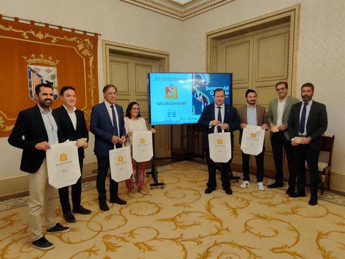 Presentación de la campaña 'SALdeCompras' en el Ayuntamiento de Salamanca