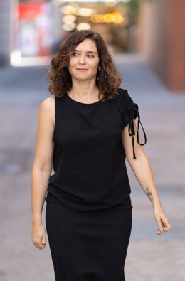 La presidenta de la Comunidad de Madrid, Isabel Díaz Ayuso, a su llegada a la presentación del partido amistoso de baloncesto que disputarán Real Madrid y Dallas Mavericks