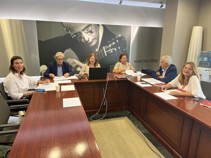 Imagen de la reunión de la Mesa de la Cámara